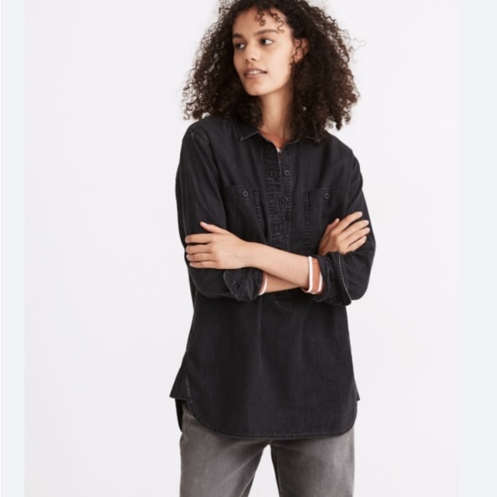 Madewell Denim Popover Top in Black Wash